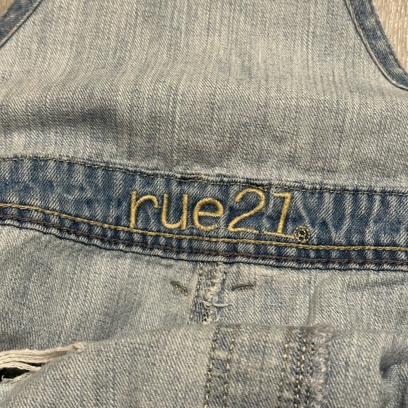 Rue21 Distressed Shortalls - Picture 5 of 7